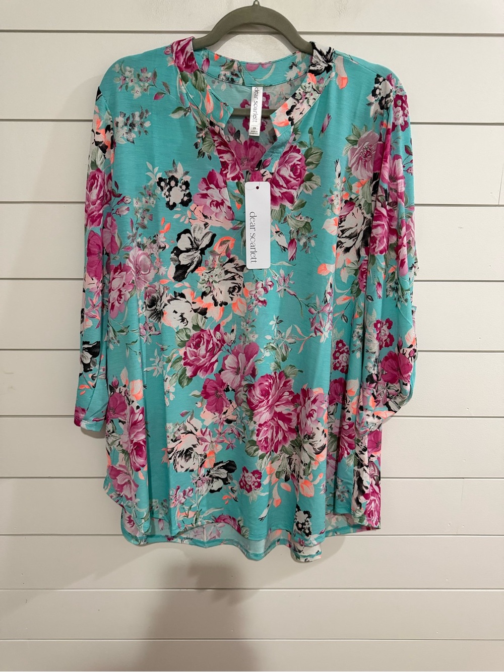 Dear Scarlett Lizzy Aqua Floral Split-Neck Tunic Top
